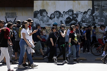 El mes negro de la libertad de expresión en Chile