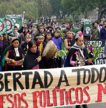 Más de 200 organizaciones recurren a Unión Europea por violaciones a los DDHH en Chile