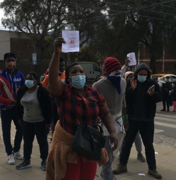 “Las vidas haitianas valen”: Residentes haitianos en Chile denuncian violencia institucional por muerte de Louis Alix