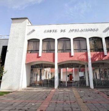 Comunidades indígenas presentan recurso de protección contra licitación del litio